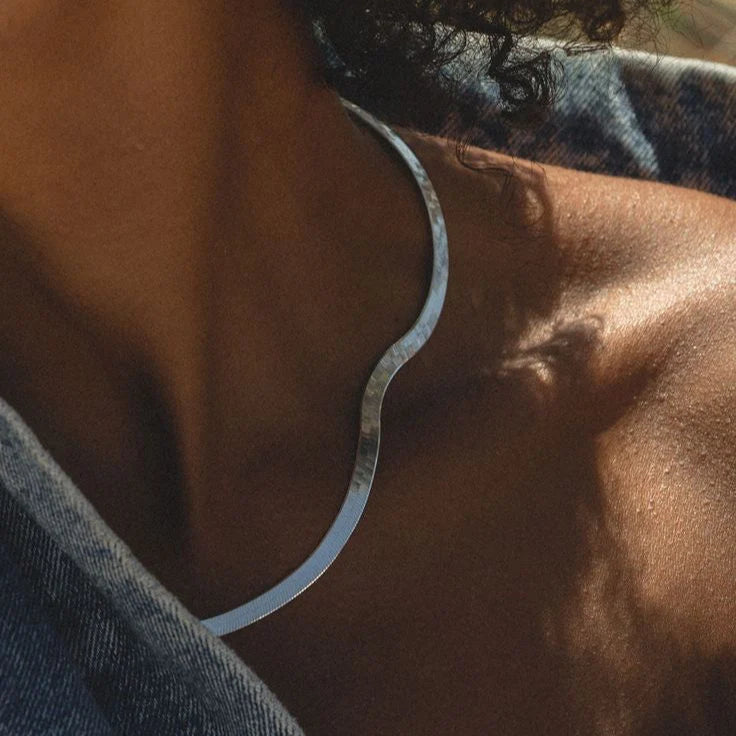 Alana Herringbone Necklace