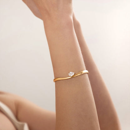 Pia Bangle